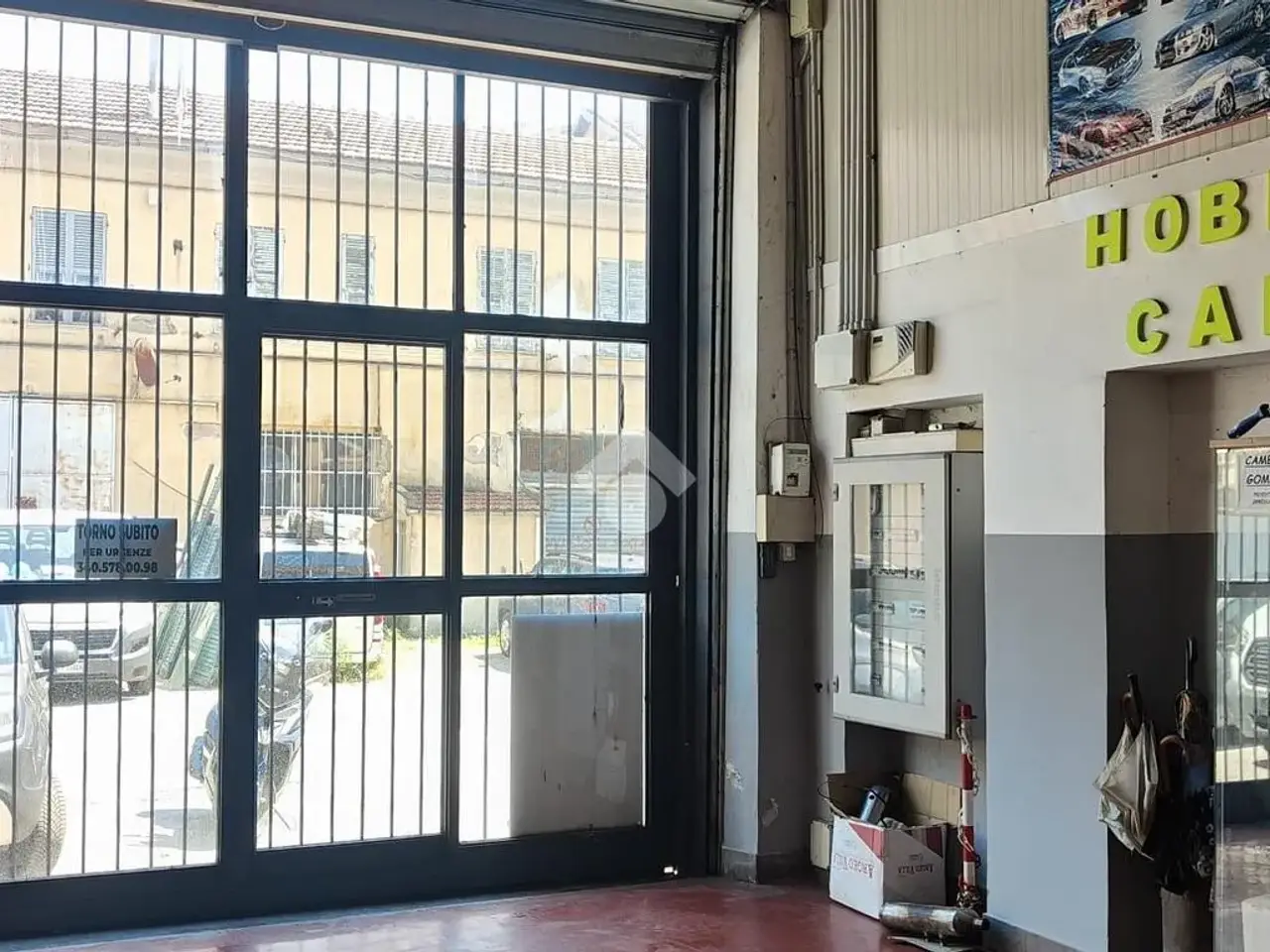 Magazzino in Via Faliero Vezzani, Genova, {3} - Foto 2