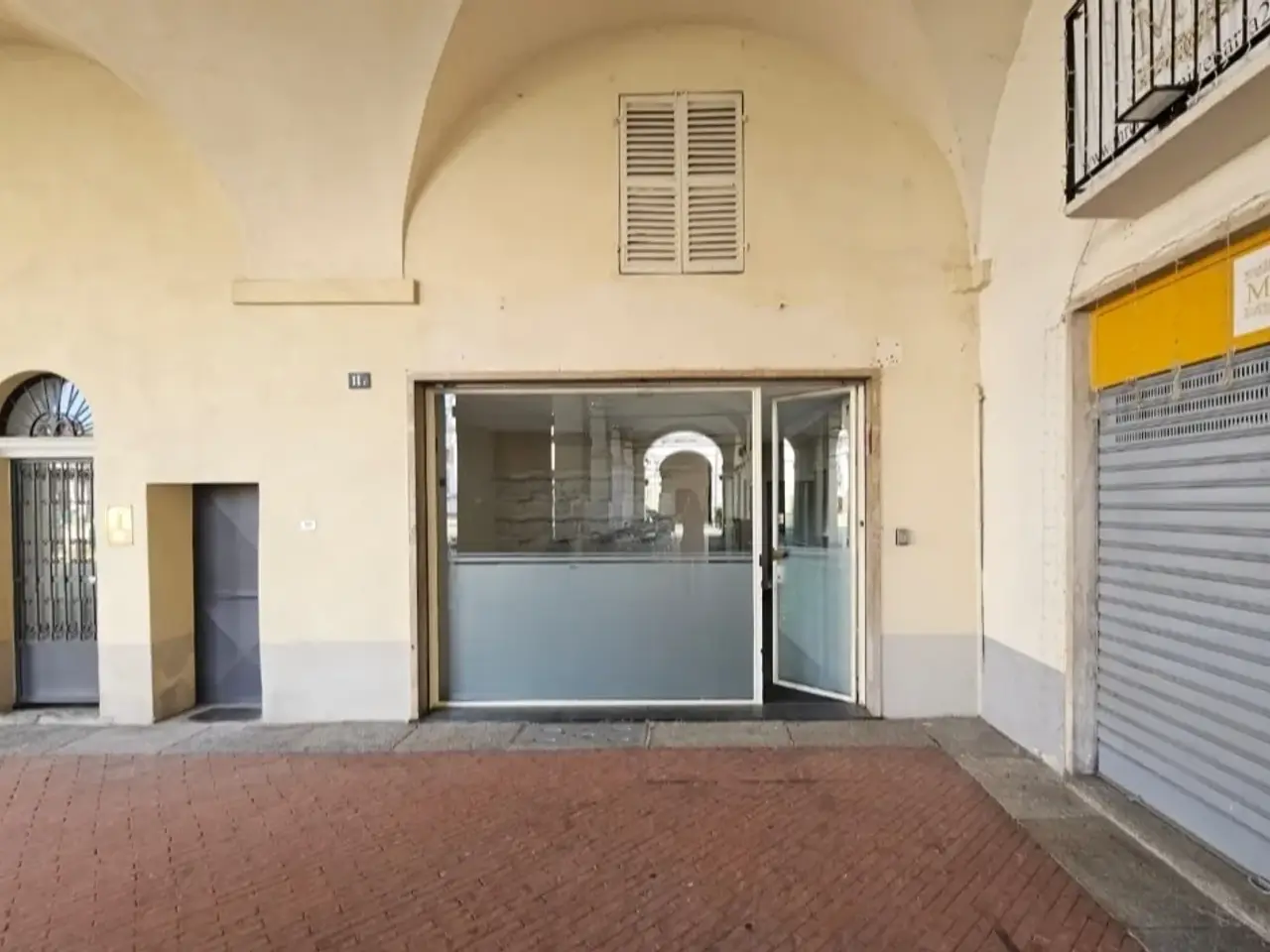 Negozio in Piazza Annunziata 11/F, Venaria Reale, {3} - Foto 2