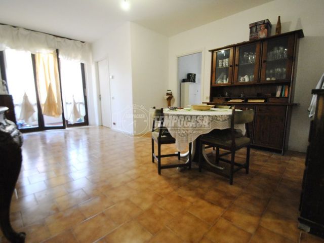 Dreizimmerwohnung, Caronno Pertusella - Foto 1