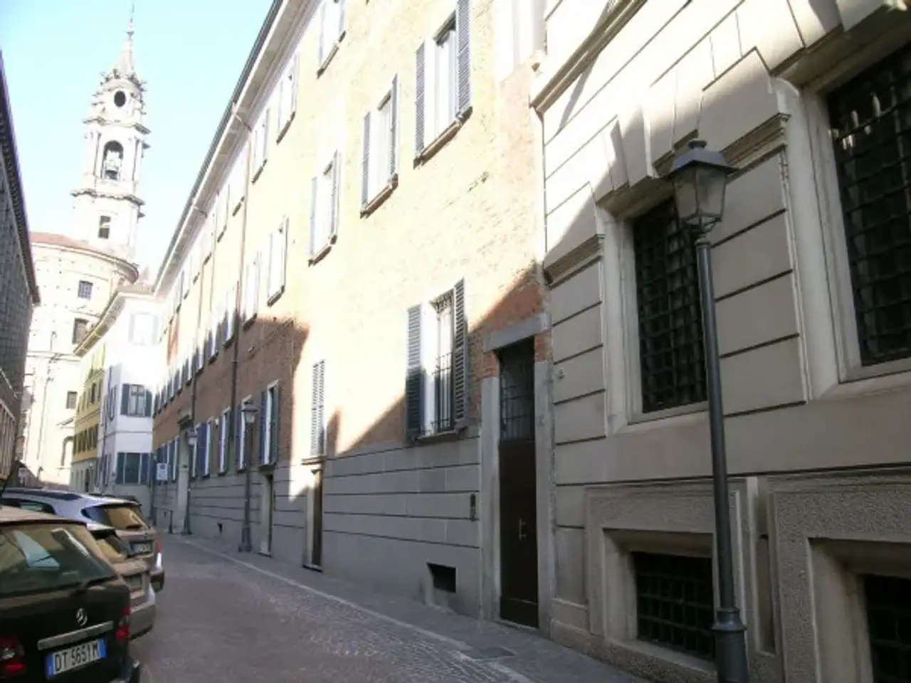 Ufficio in Via Carlo Bescapè 4, Novara, {3} - Foto 1