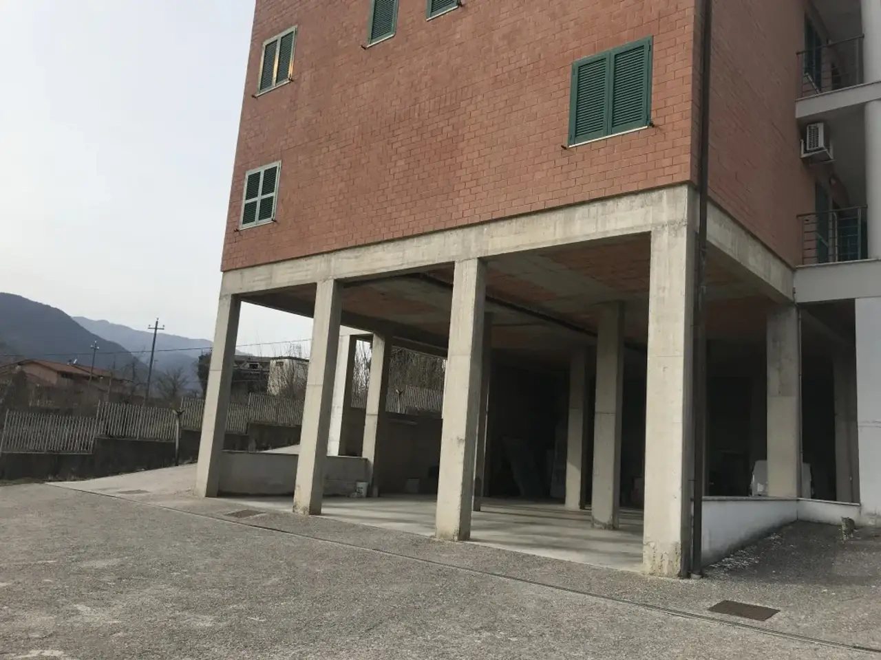 Magazzino in Lagoscillo, Patrica, {3} - Foto 2