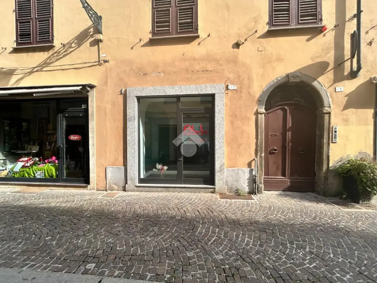 Negozio in Via Roma 17, Novi Ligure, {3} - Foto 2
