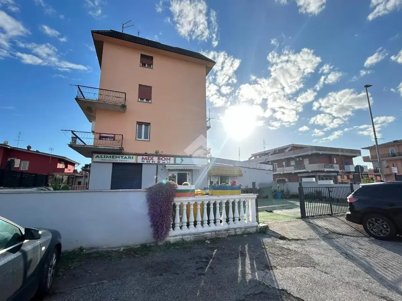 Negozio in Viale S. Lorenzo 229, Ardea, {3} - Foto 1
