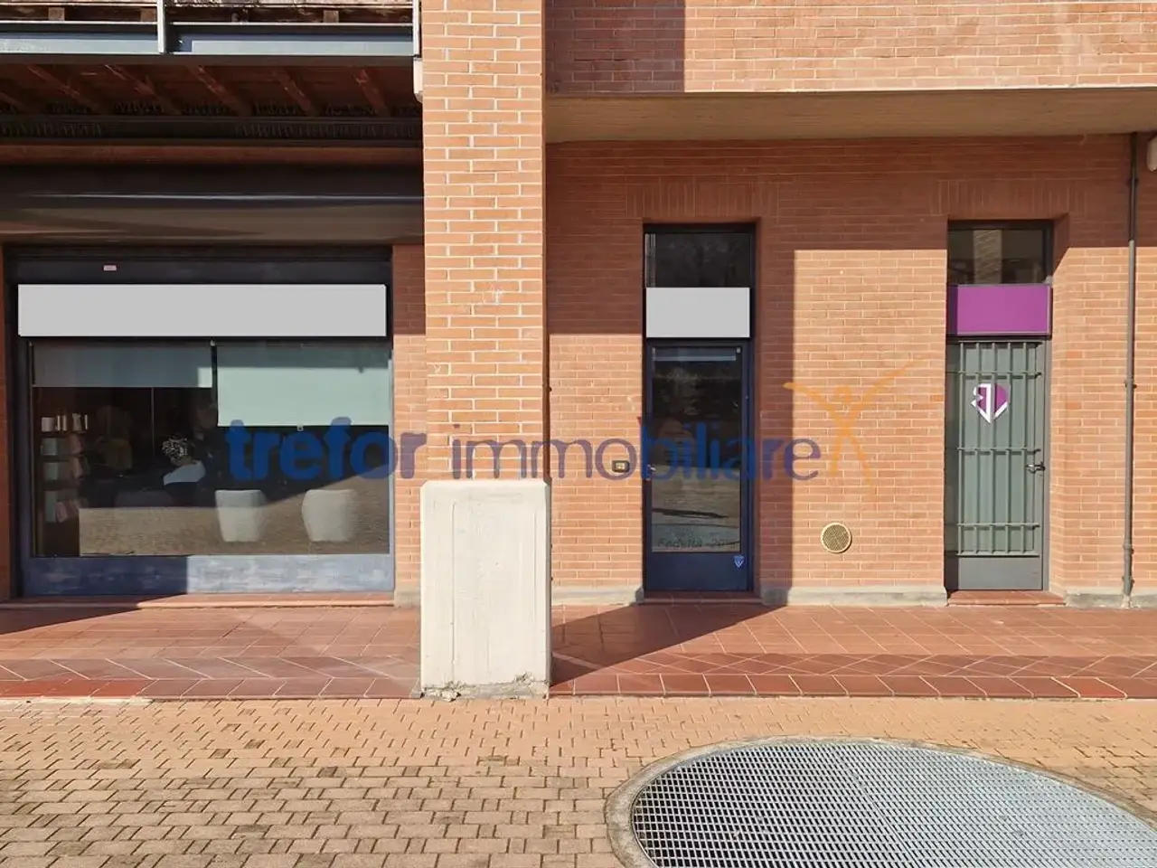 Negozio in Via Triulziana 16, San Donato Milanese, {3} - Foto 1
