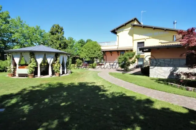 insertion image