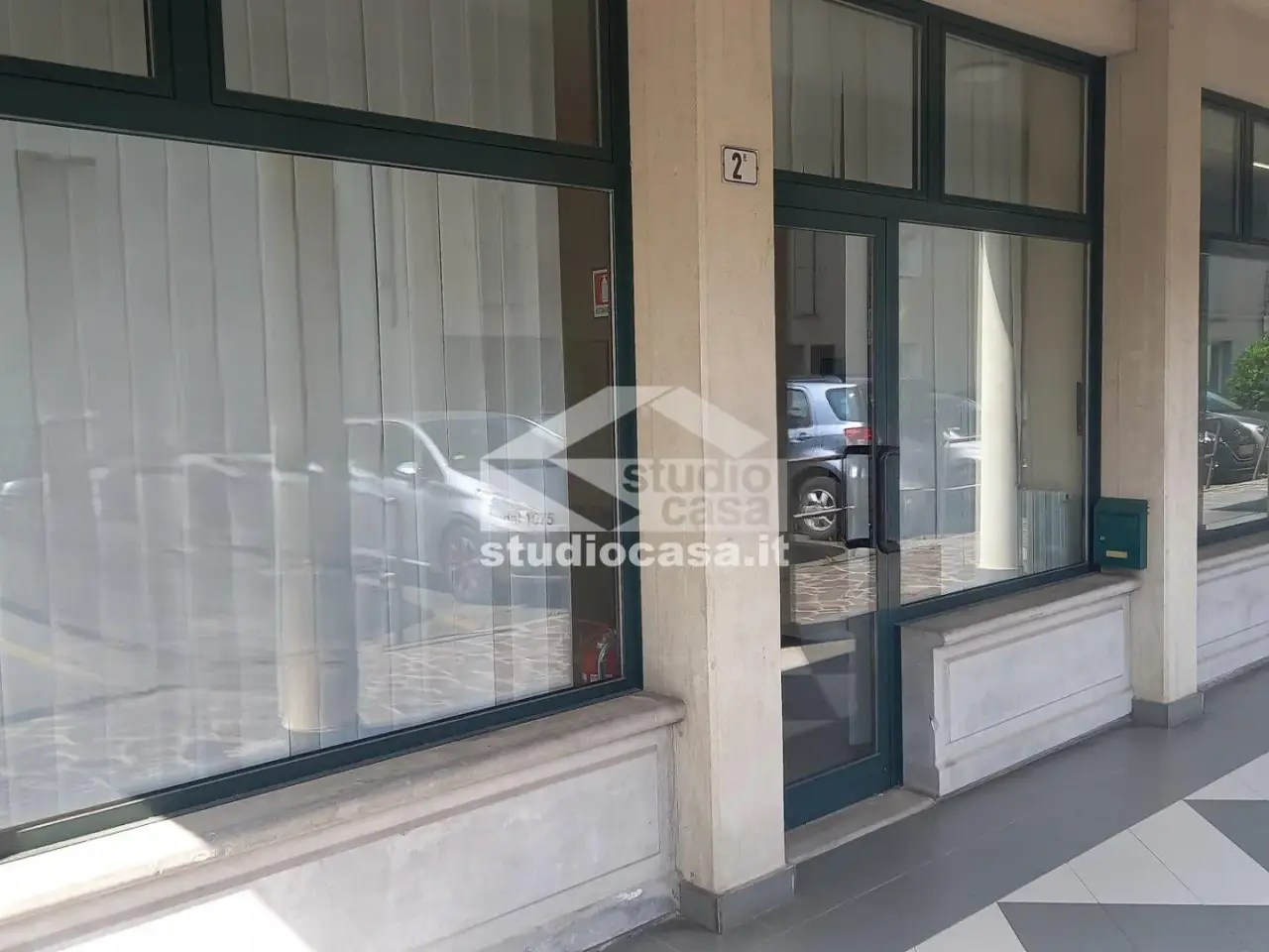 Negozio in Via IV Novembre, Orio Al Serio, {3} - Foto 2
