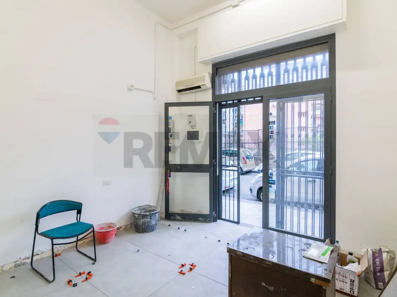 Negozio in Via Pier Luigi Deodato 36, Catania, {3} - Foto 1
