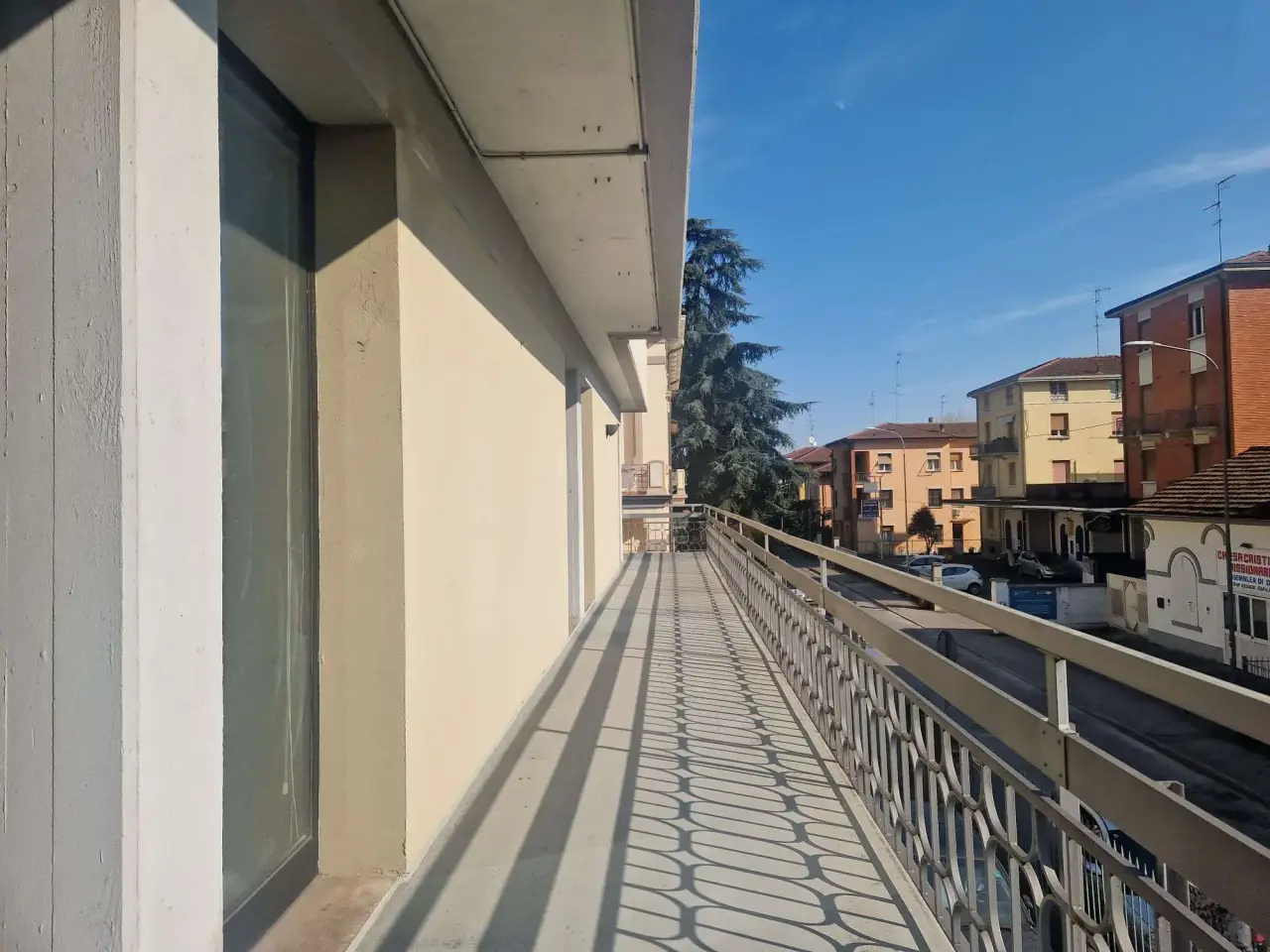Ufficio in Viale Isonzo, Reggio Emilia, {3} - Foto 1