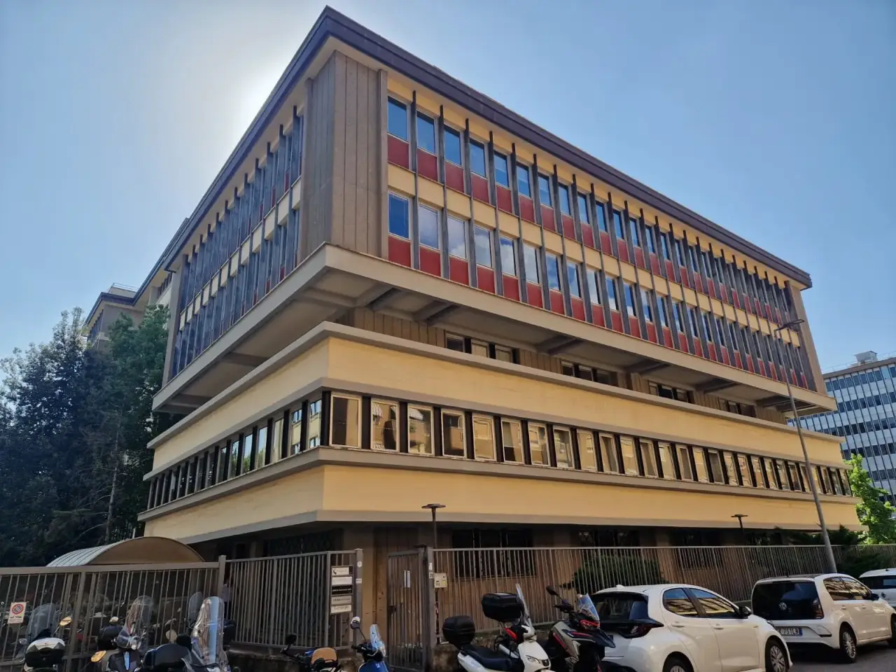 Ufficio in Via Pian dei Carpini 19/21, Firenze, {3} - Foto 1