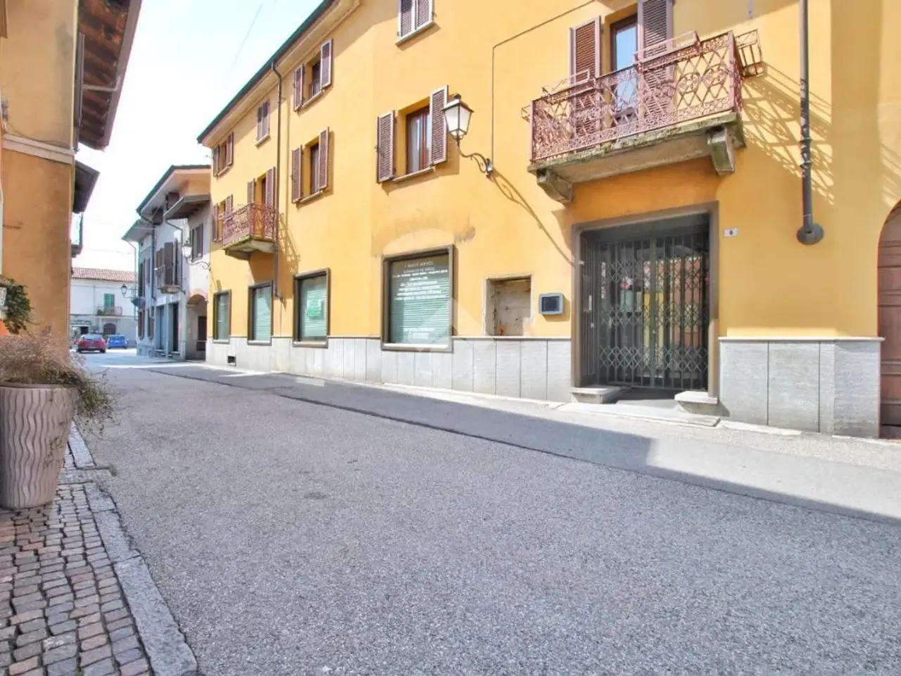 Negozio in Via Salussolia 6, Cigliano, {3} - Foto 2