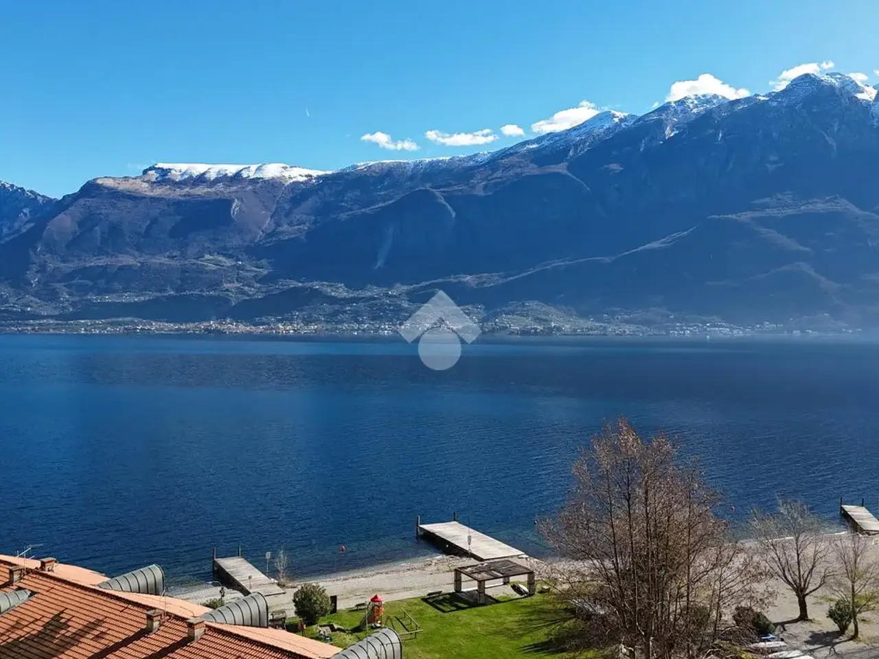 Palazzina commerciale in Piazza Francesco Arrighini 16, Tremosine, {3} - Foto 2