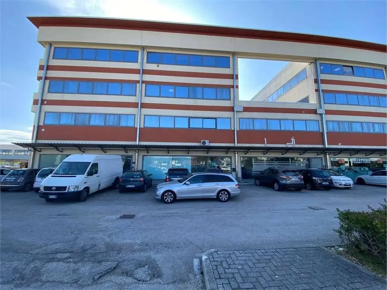 Capannone in Padre Ugolino Frasca, 0, Chieti, Chieti, {3} - Foto 1
