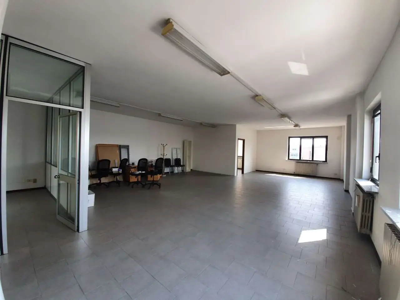 Palazzina commerciale in Via Provinciale per Bregnano, Vertemate Con Minoprio, {3} - Foto 2