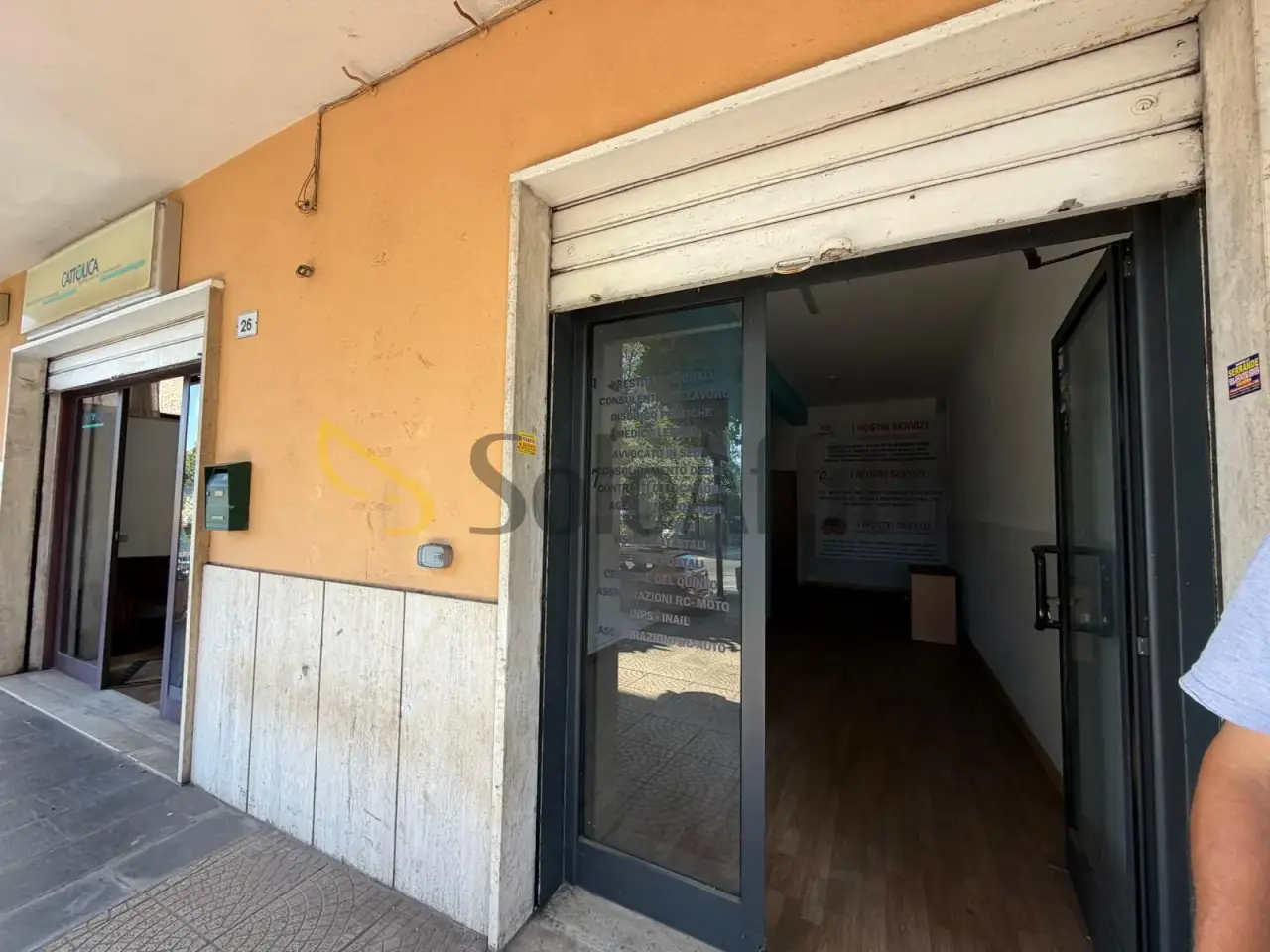 Negozio in , Velletri, {3} - Foto 1