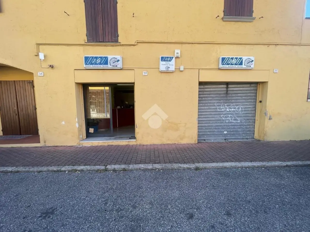 Negozio in Via del Brolo 38, Brescia, {3} - Foto 2