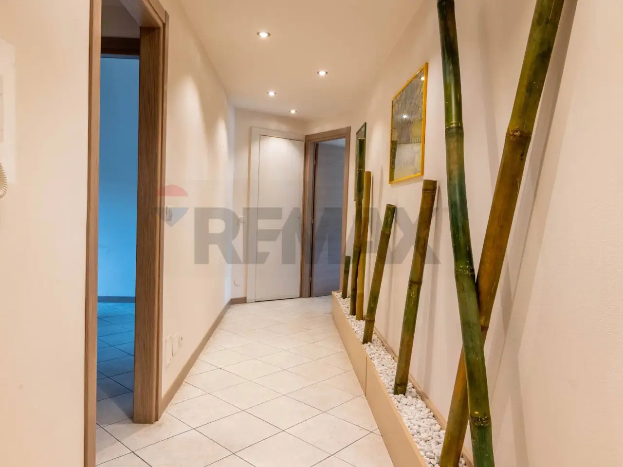 Ufficio in Viale Matteotti 13, Arona, {3} - Foto 2