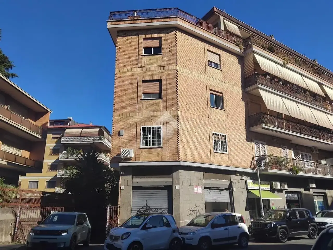 Negozio in Via Adeodato Matricardi 10, Roma, {3} - Foto 2
