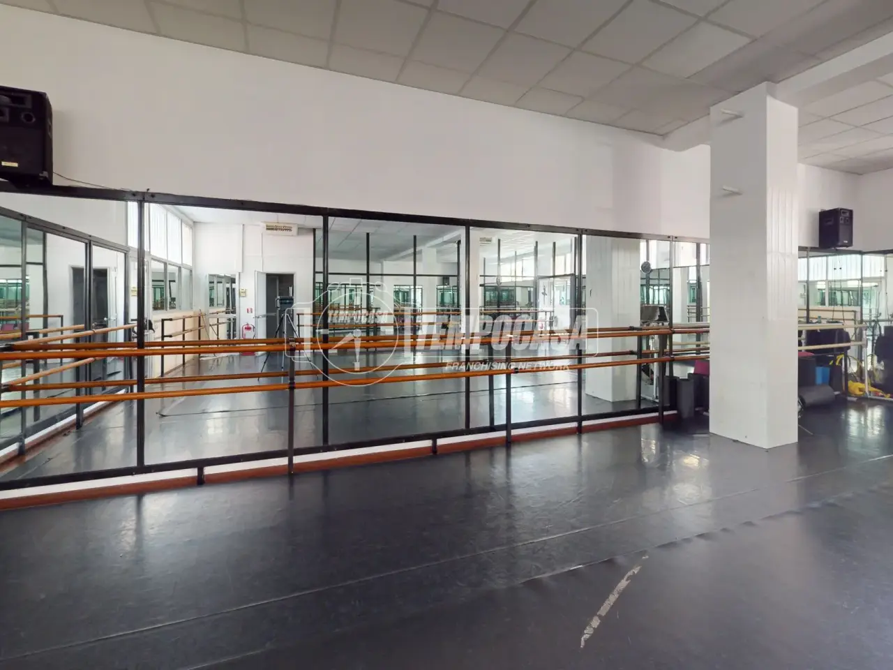 Negozio in Via Salbertrand 83/3, Torino, {3} - Foto 2