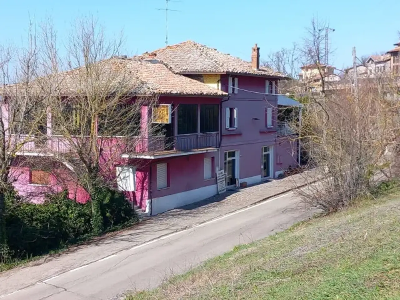 Negozio in Via San Valentino 1, Castellarano, {3} - Foto 1
