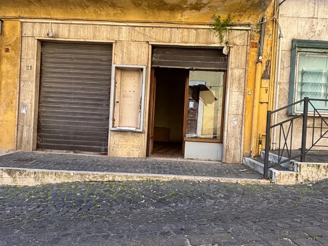 Negozio in Piazza Garibaldi, Rocca Di Papa, {3} - Foto 1
