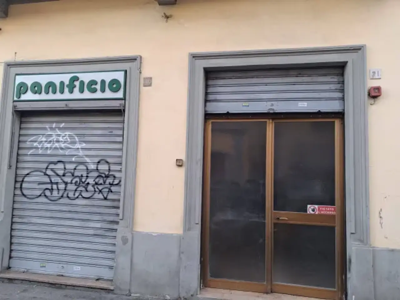 Negozio in Viale dei Cadorna, Firenze, {3} - Foto 1