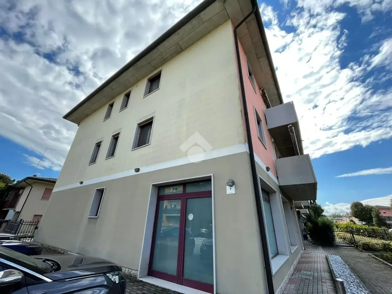 Magazzino in Via G. Mazzini 7, Noale, {3} - Foto 1