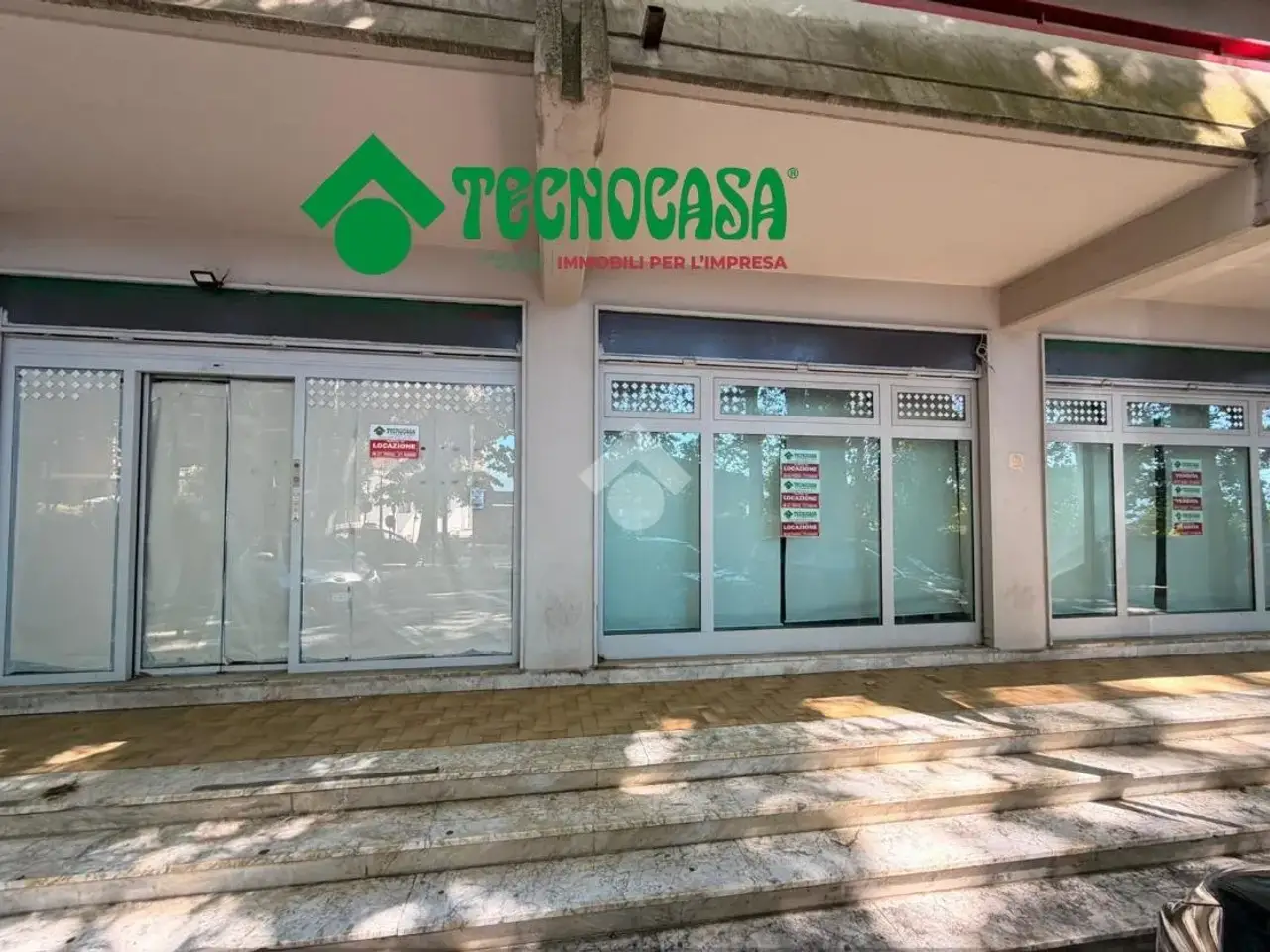 Negozio in Viale S. Modestino, Mercogliano, {3} - Foto 2
