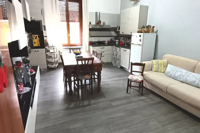 Dreizimmerwohnung in Via Camillo Benso di Cavour 59, San Giorgio su Legnano - Foto 1