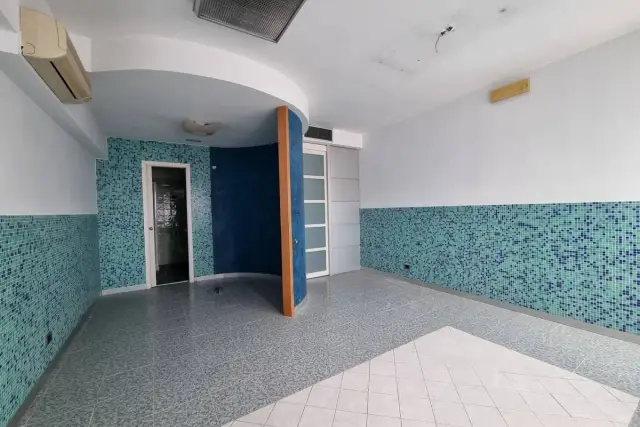 Ufficio in vendita, Viale Roma, Massa - Foto 1