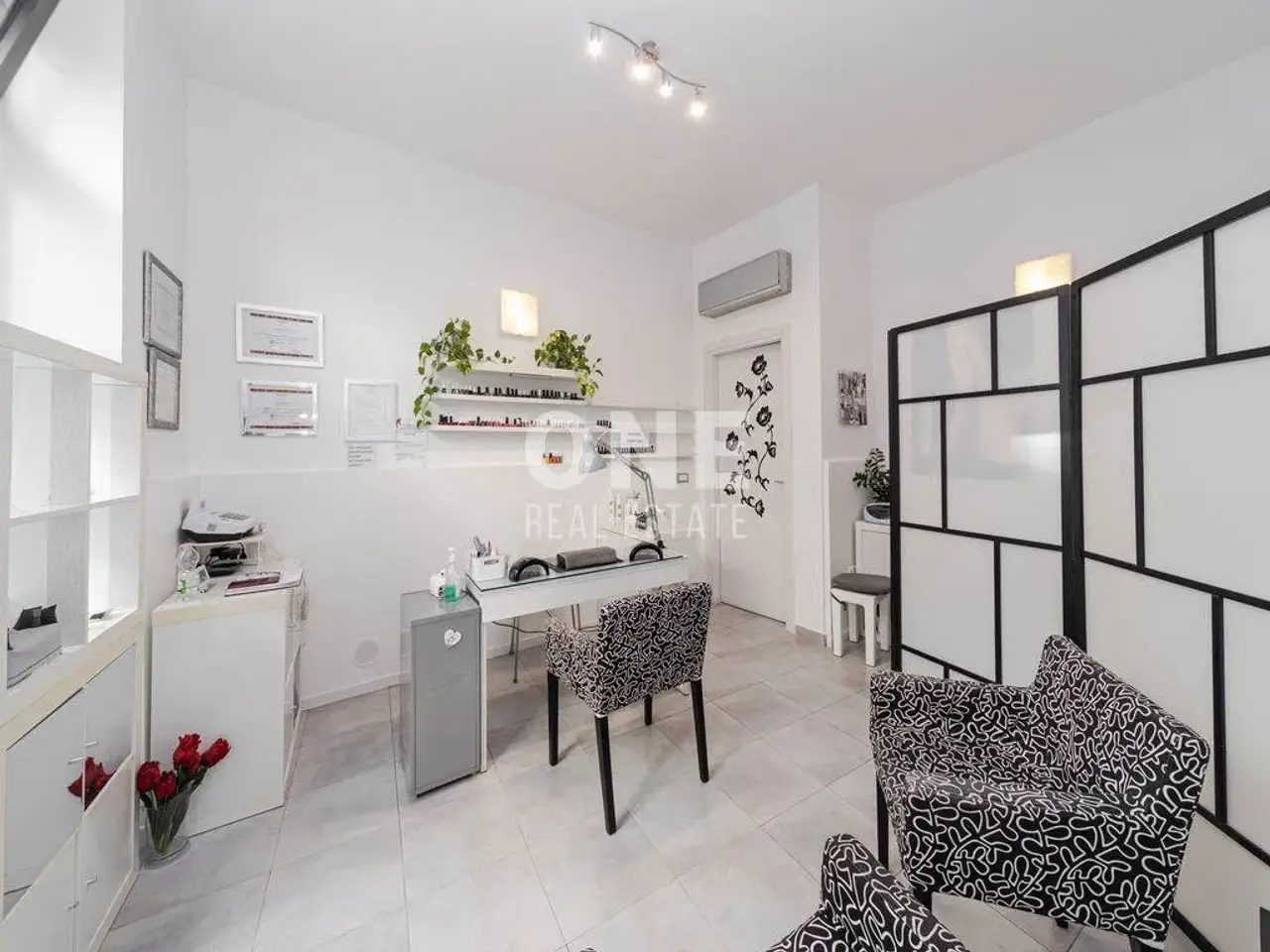 Negozio in Via Mazzini, Villasanta, {3} - Foto 1