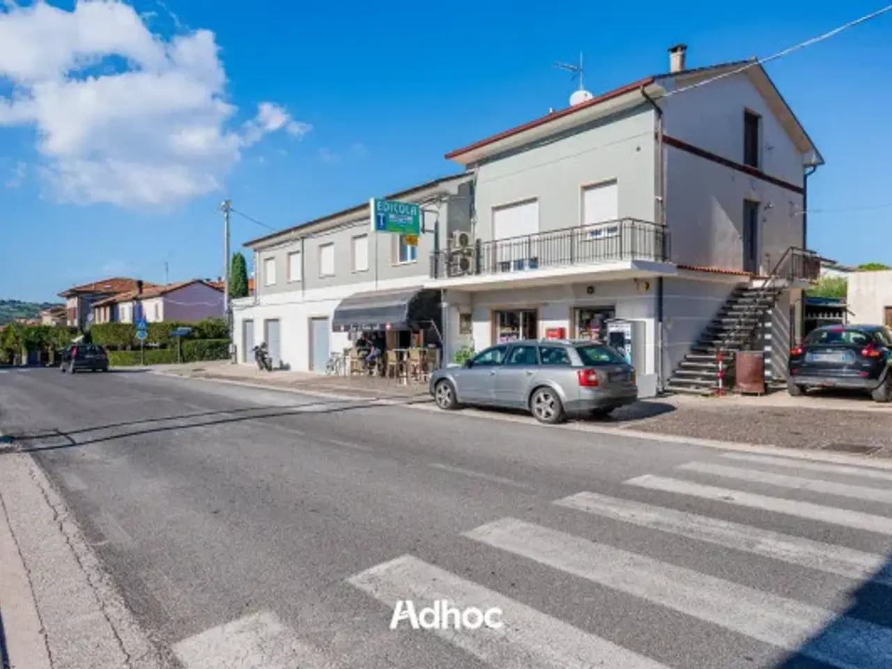 Tabaccheria in Via Ponte Metauro 38, Colli al Metauro, {3} - Foto 1