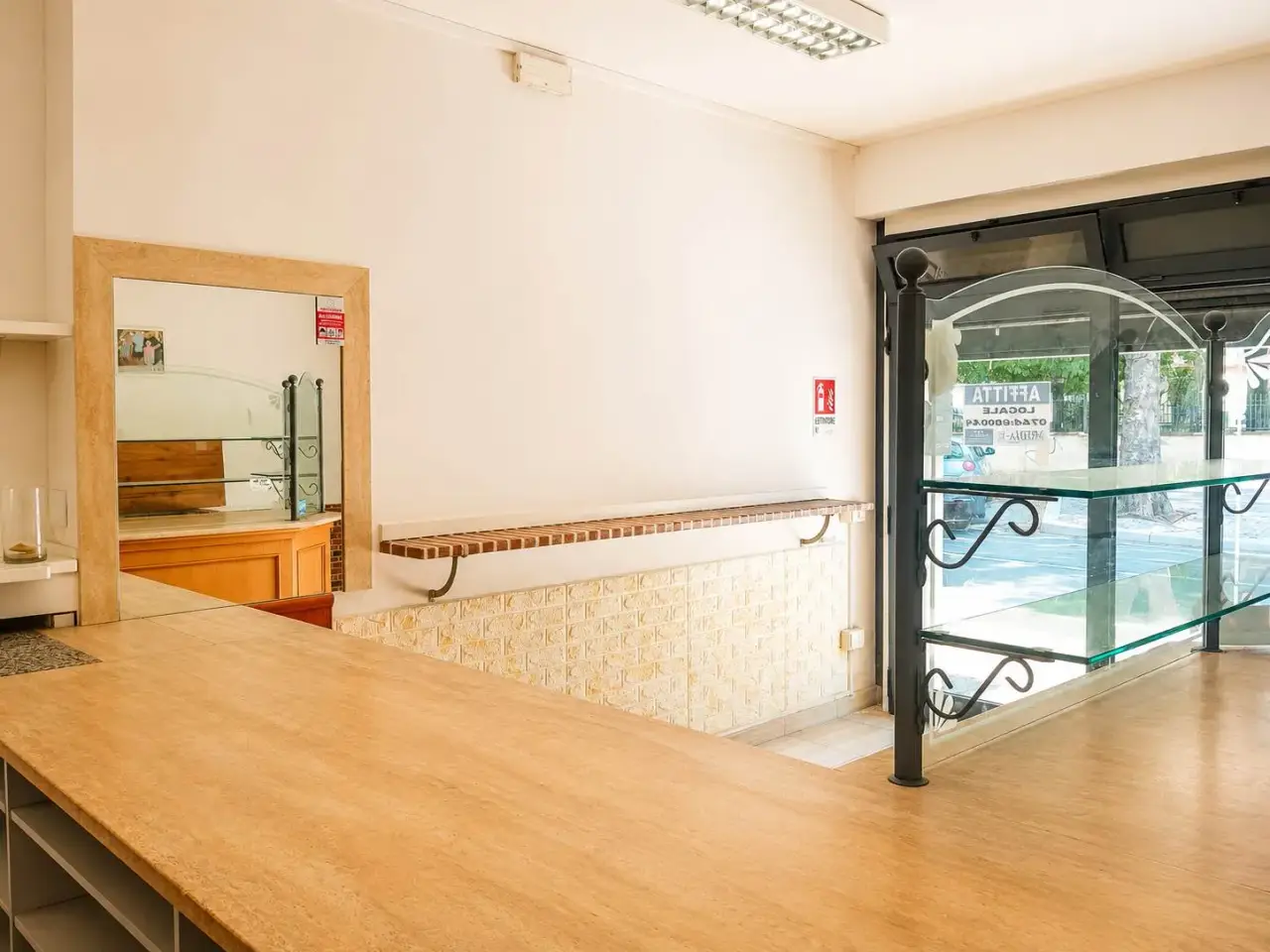 Negozio in Via III Venezie, Terni, {3} - Foto 1