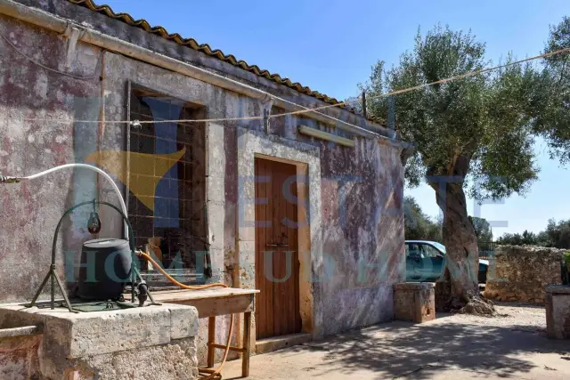 Country house or cottage in Via Tommaso Fazello 228, Noto - Photo 1