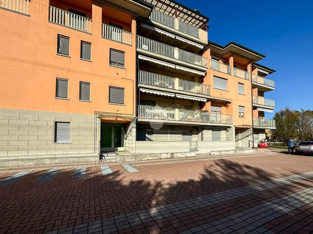 Ufficio in Via S. Colombano 43, Lodi, {3} - Foto 1