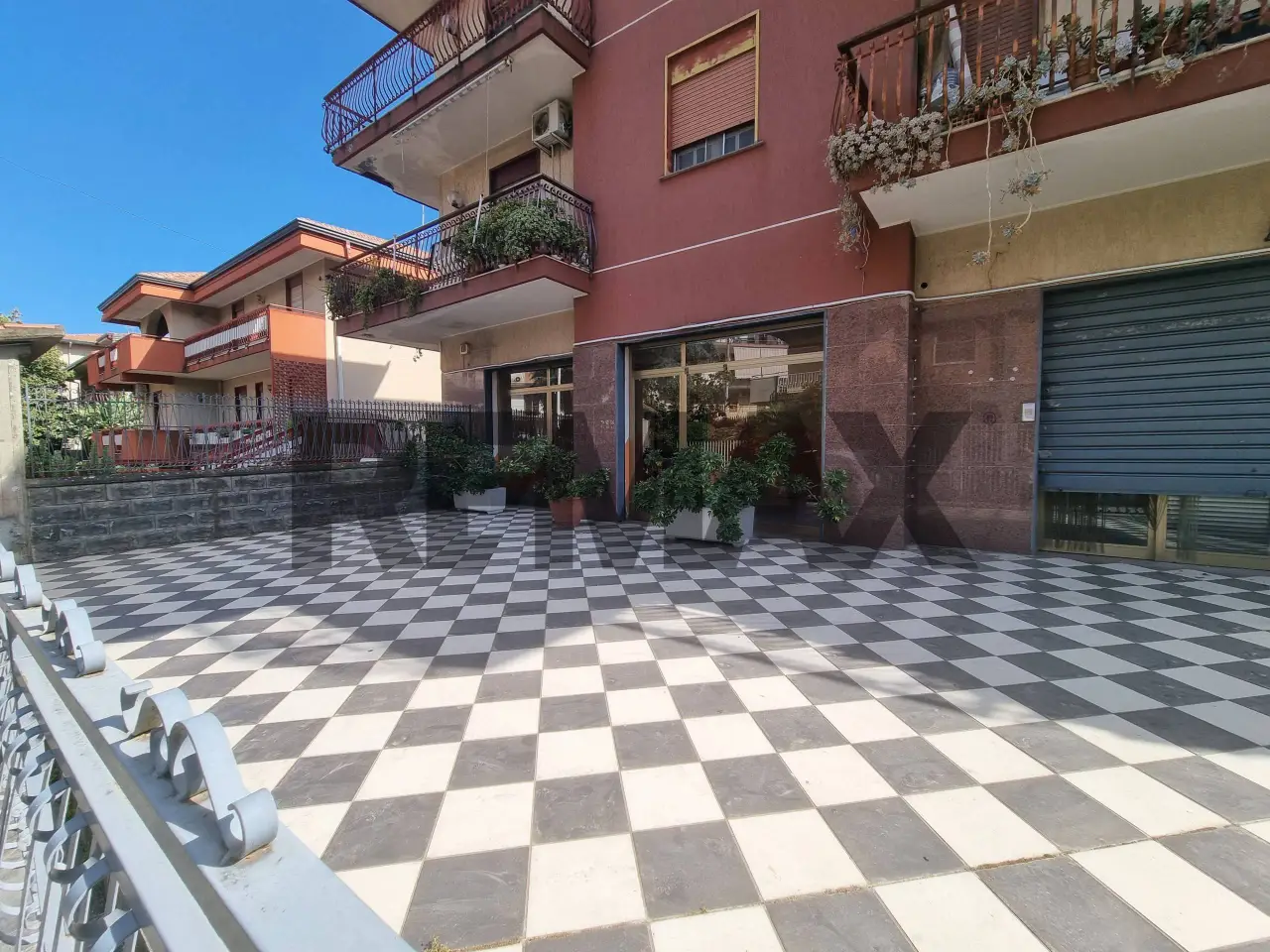 Esercizio commerciale in Via della Zagara 43, Misterbianco, {3} - Foto 2