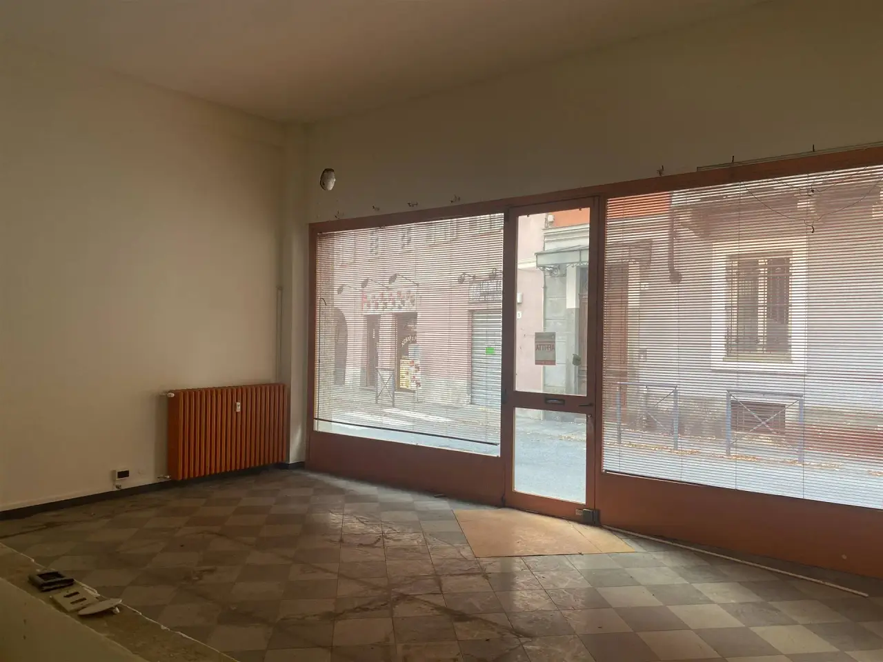 Negozio in , Biella, {3} - Foto 1