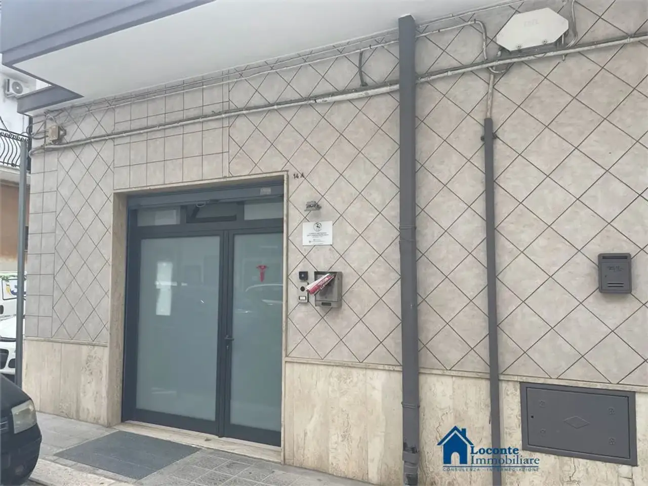 Ufficio in , Capurso, {3} - Foto 1