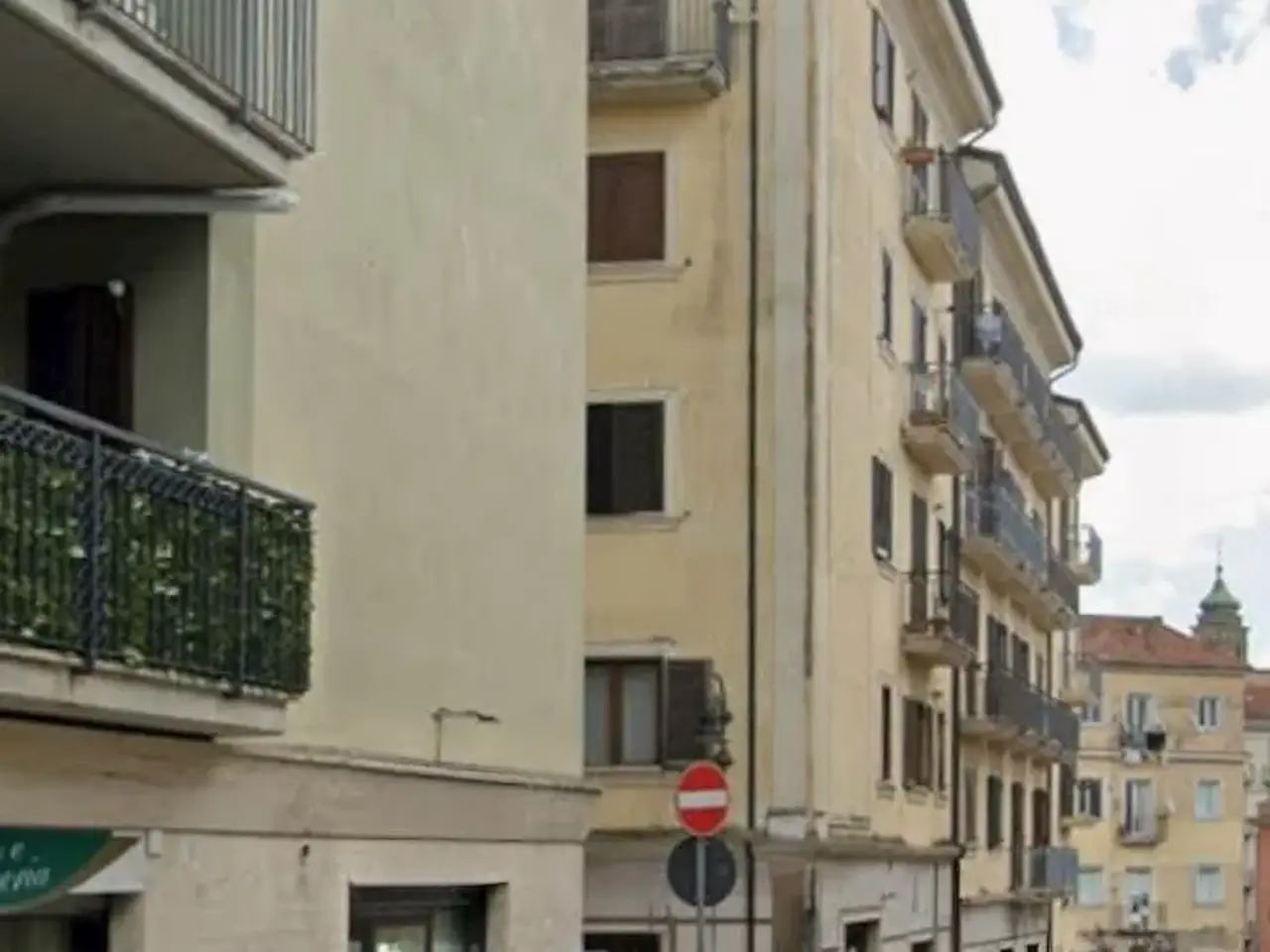 Negozio in Via Carmine, Avellino, {3} - Foto 2