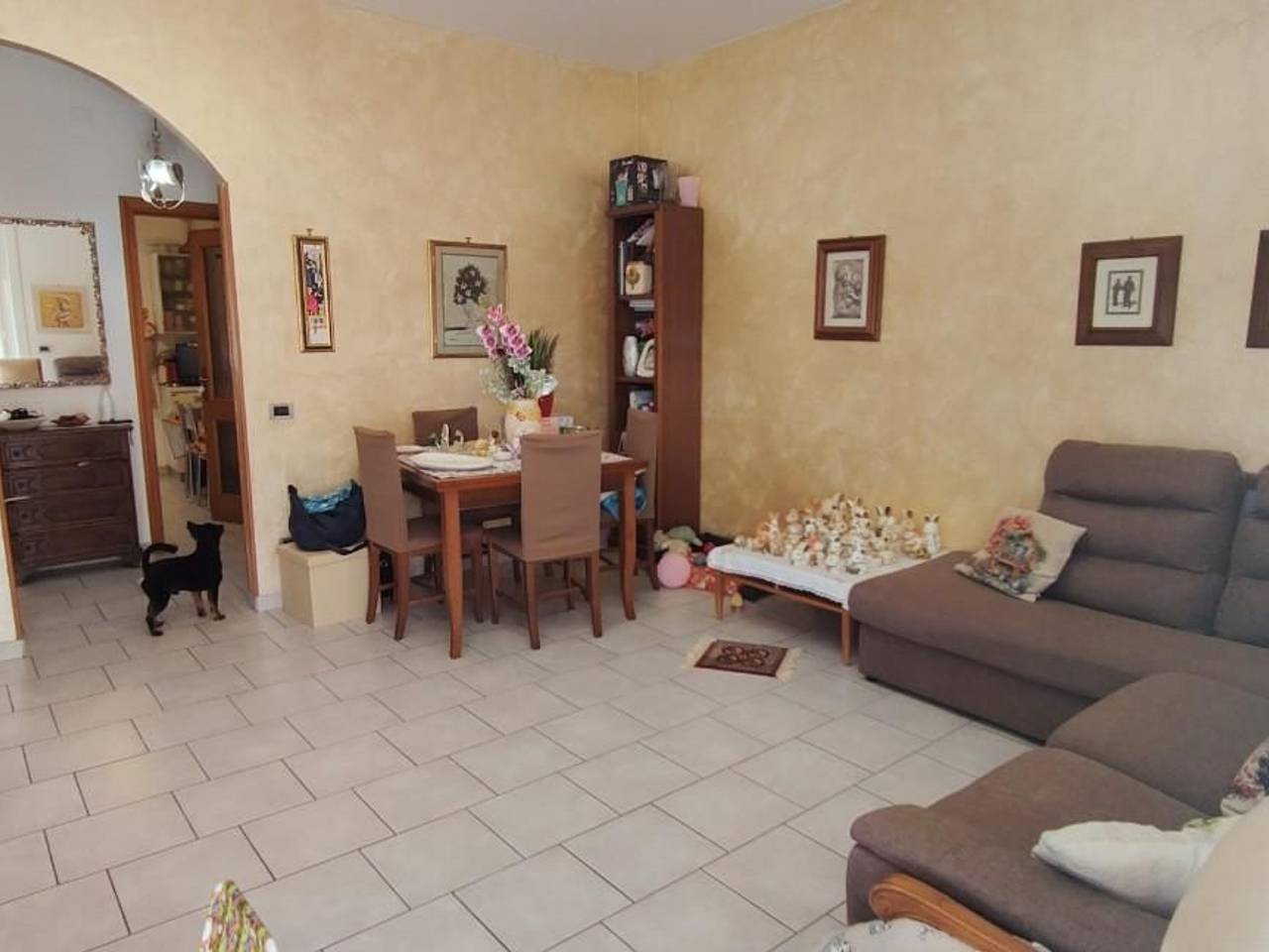 appartamento in vendita a Carrara in zona Marina di Carrara