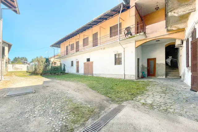 Villa a schiera in Via Matteotti N 56, Suno - Foto 1