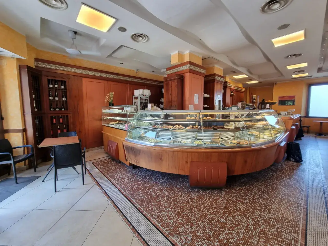 Bar in Piazza Viesseux, Firenze, {3} - Foto 1