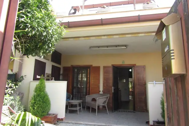 Villa a schiera in Viale Corona Australe 106a, Ardea - Foto 1