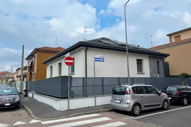 Villa in Via Enrico Toti 4, Settimo Milanese - Foto 1