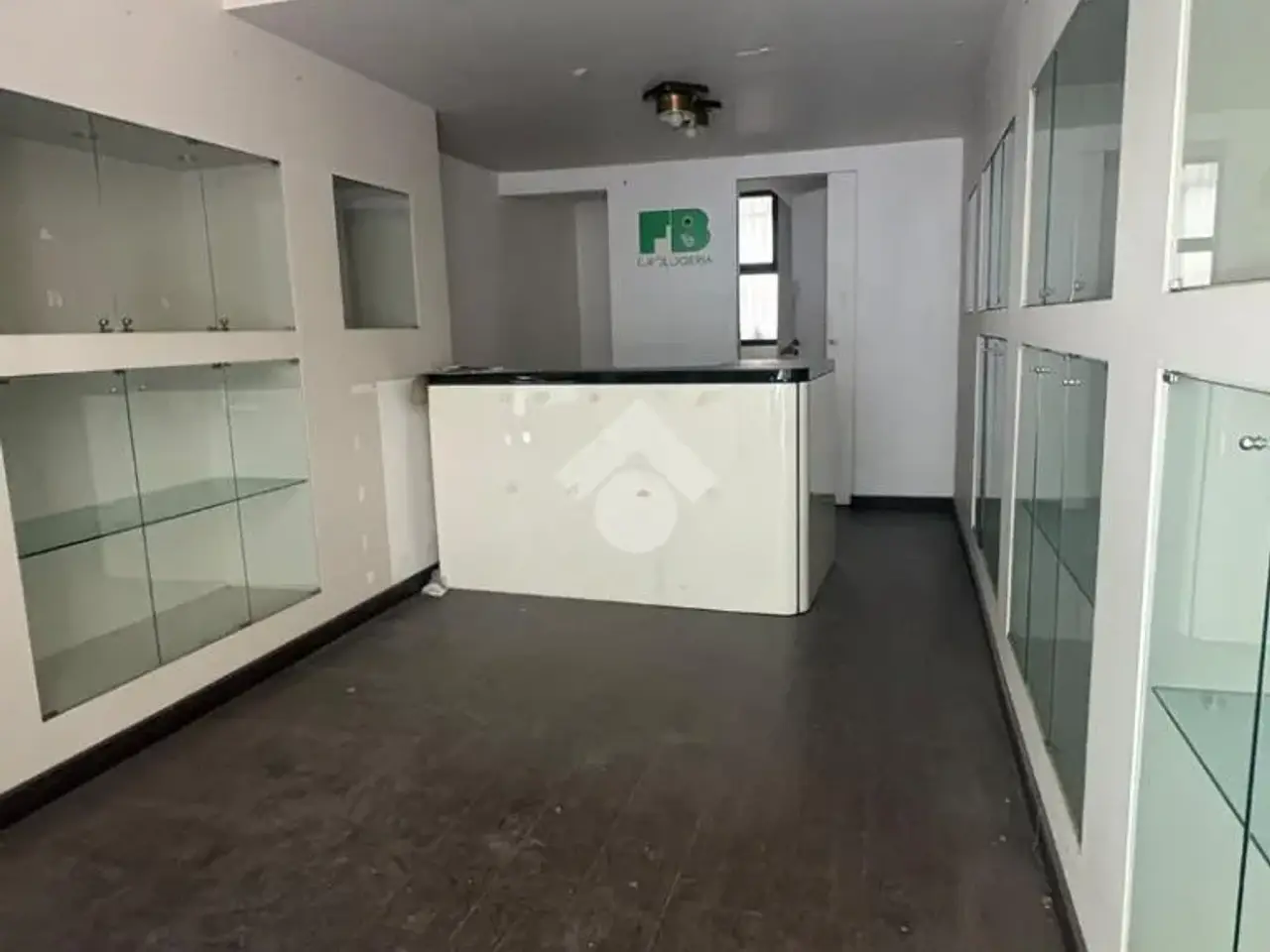 Negozio in Via Ettore Lombardo Pellegrino 92, Messina, {3} - Foto 2