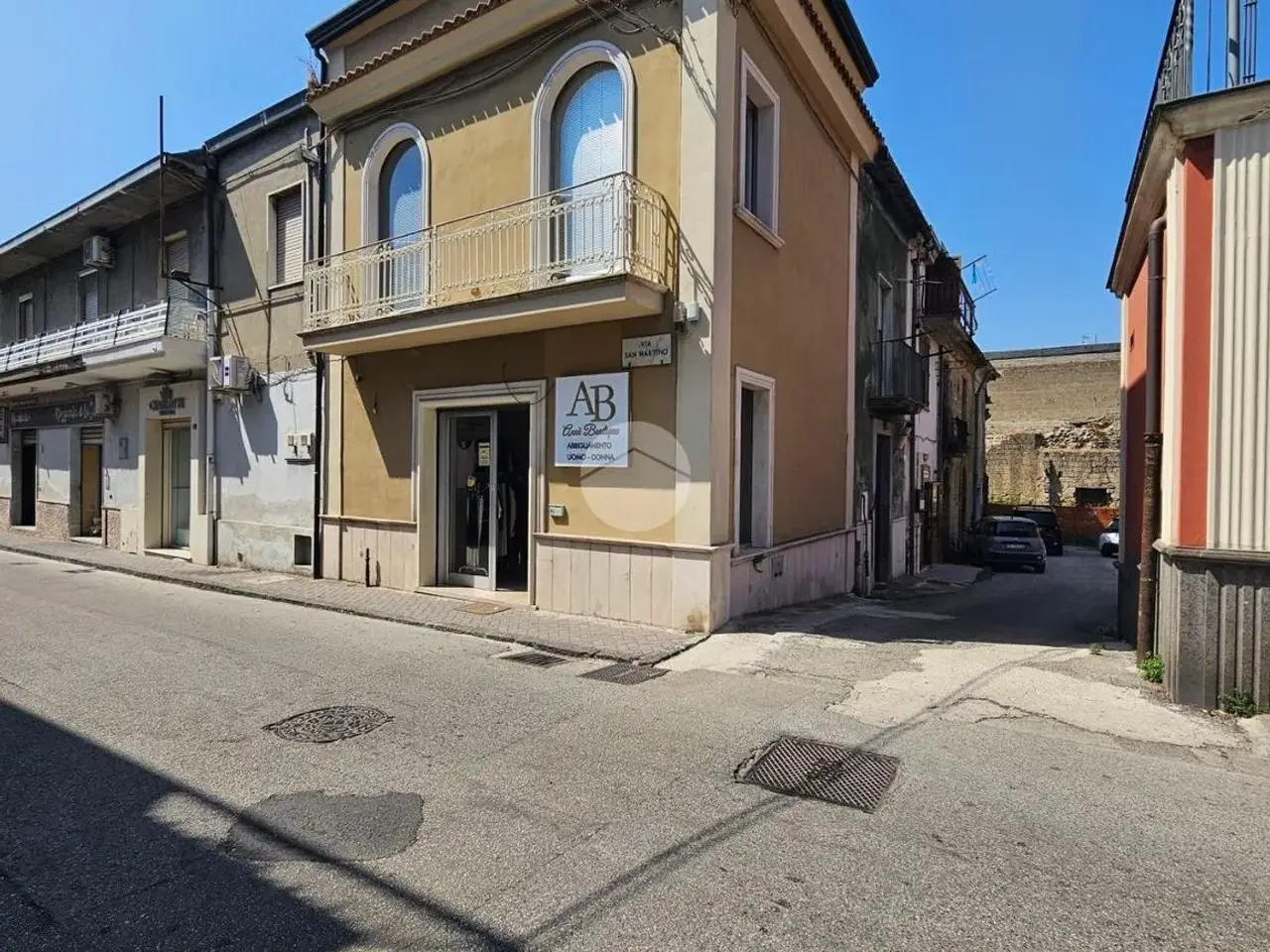 Negozio in Via San Martino 24, Montesarchio, {3} - Foto 1