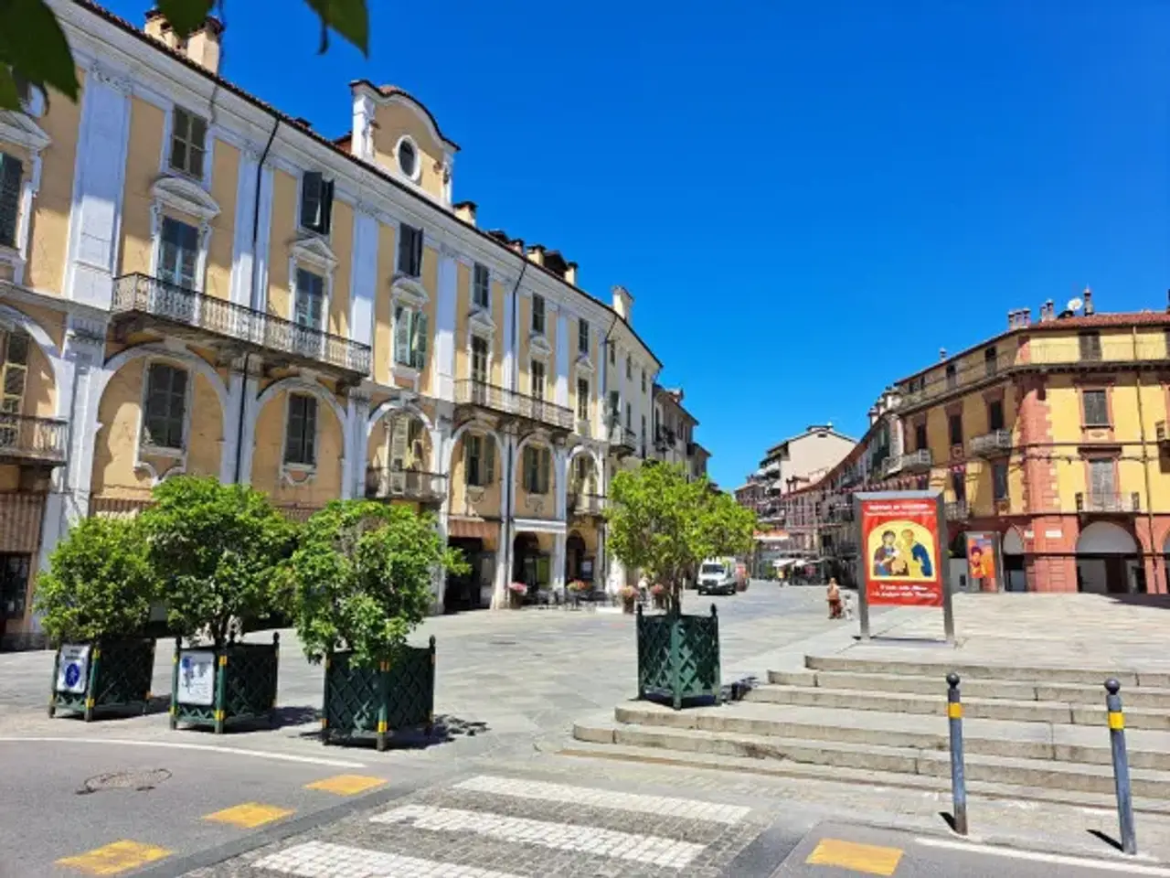 Negozio in Corso Italia, Saluzzo, {3} - Foto 1