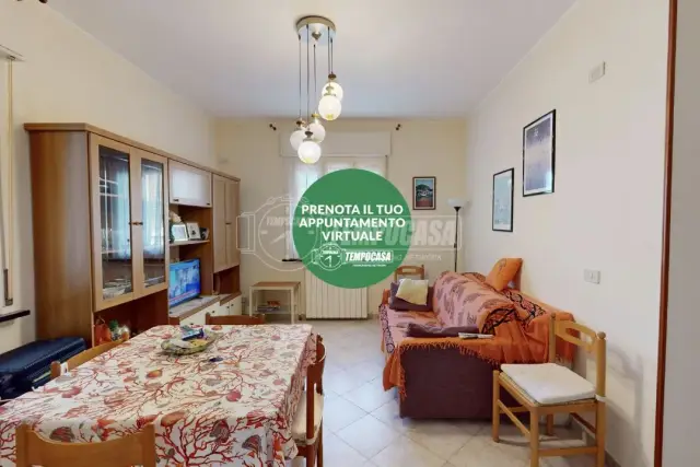 2-room flat in Via Eugenio Montale 79, Pietra Ligure - Photo 1