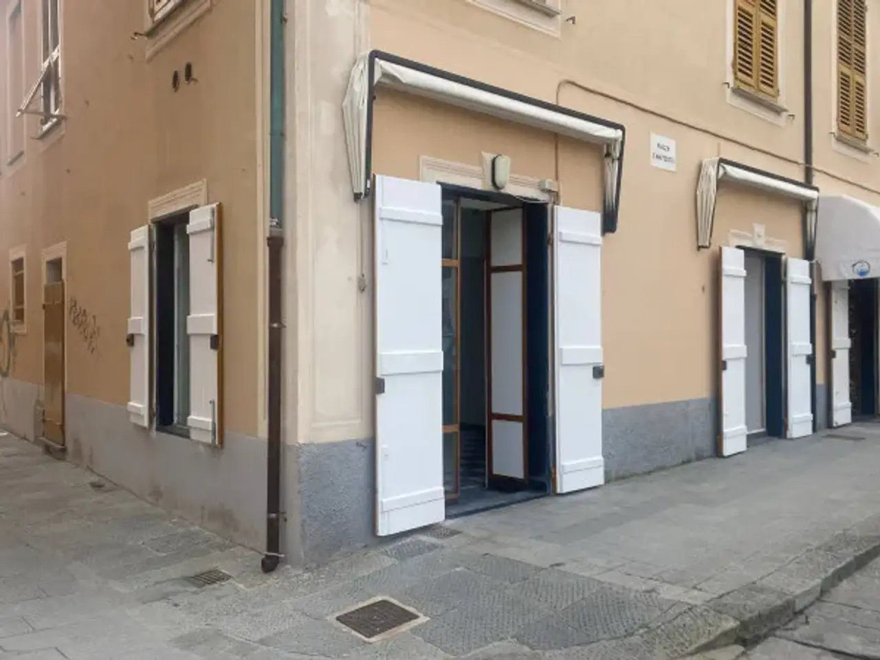 Negozio in Piazza Giacomo Matteotti, Sestri Levante, {3} - Foto 1