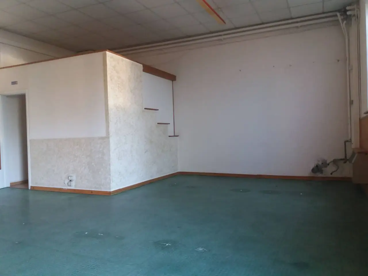 Esercizio commerciale in di Vittorio 35, San Giuliano Terme, {3} - Foto 1