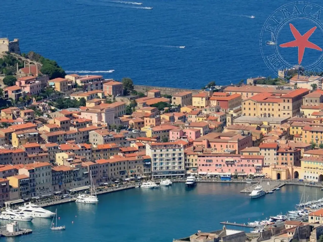 Esercizio commerciale in , Portoferraio, {3} - Foto 1